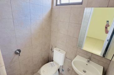 Elmina Green The Eighth @ City of Elmina