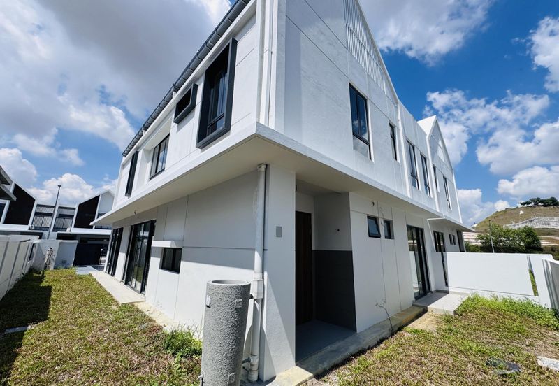 Elmina Green The Eighth @ City of Elmina