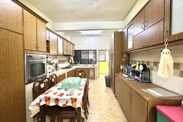 Seksyen 11, Kota Damansara