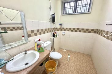 Seksyen 11, Kota Damansara