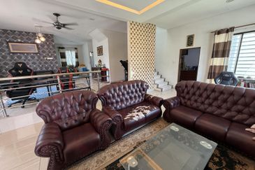 Perdana College Heights