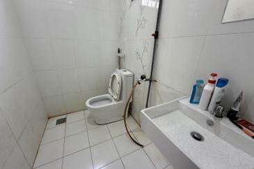 Perdana College Heights