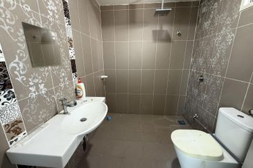 Perdana College Heights