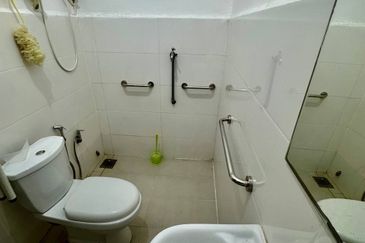 Seksyen 12, Shah Alam