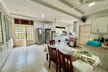 Seksyen 12, Shah Alam