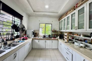 Seksyen 12, Shah Alam