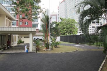 Jalan Taman U Thant