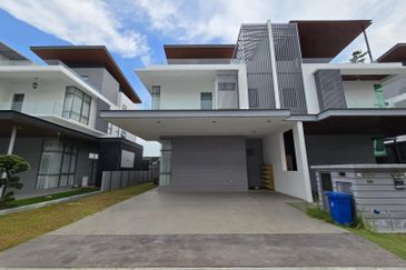 Broadleaf Residences, Hometree