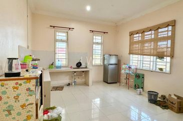 Kampung Badak, Bachok, Kelantan Single Storey Bungalow For Sale SPACIOUS