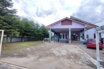 Bandar Tanah Merah, Kelantan Single Storey Bungalow For Sale BELOW MARKET