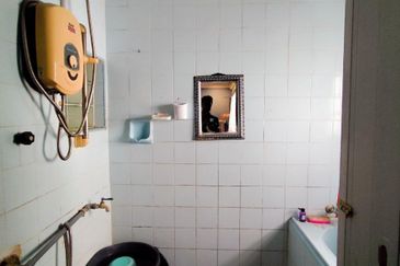 Kampung Ampang Campuran