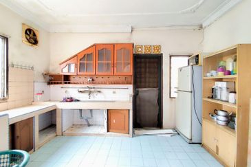 Kampung Ampang Campuran