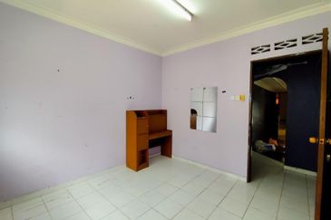 Kampung Ampang Campuran