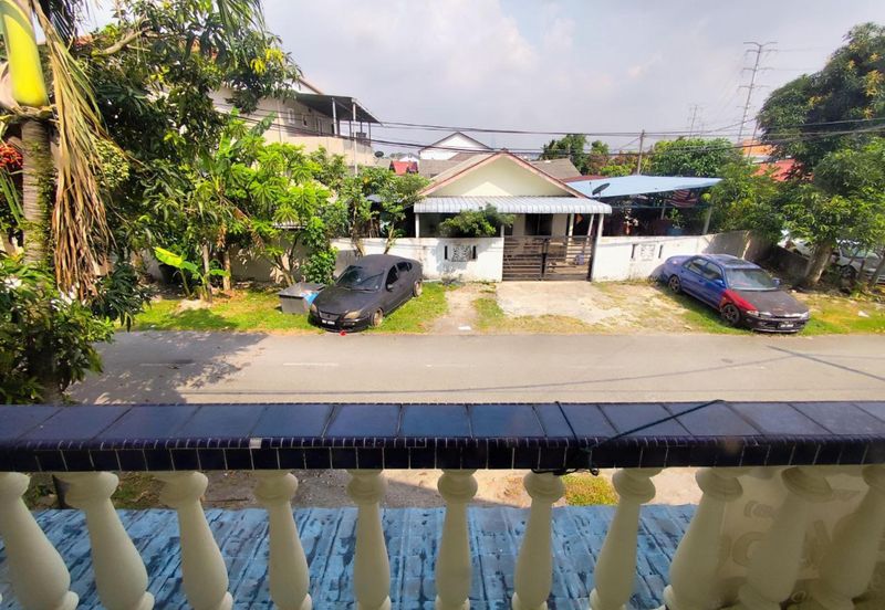 Kampung Ampang Campuran