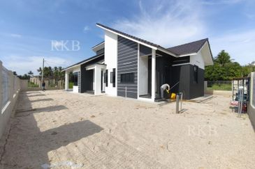 Ketereh, Kelantan Single Storey Bungalow For Sale CORNER LOT SPACIOUS