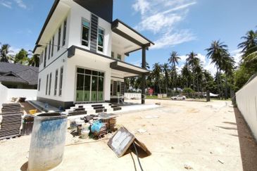 Beris Lalang, Bachok, Kelantan Double Storey Bungalow For Sale SPACIOUS
