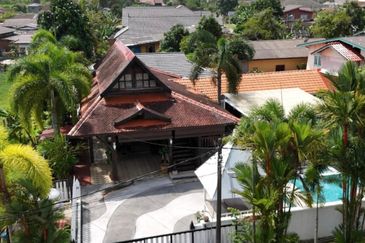 Kampung Mewah, Kuala Terengganu 2 Storey Villa For Sale BEAUTIFUL