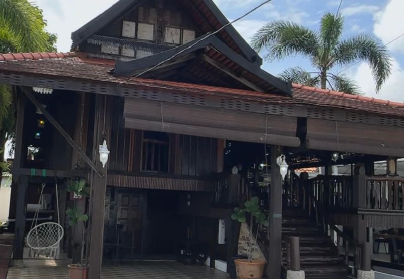 Kampung Mewah, Kuala Terengganu 2 Storey Villa For Sale BEAUTIFUL