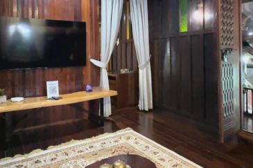 Kampung Mewah, Kuala Terengganu 2 Storey Villa For Sale BEAUTIFUL