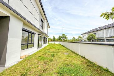 Freesia Residences @ Tropicana Aman