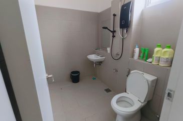 Verna Lake Villas @ Serene Heights