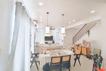 Verna Lake Villas @ Serene Heights