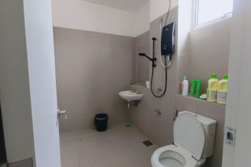 Verna Lake Villas @ Serene Heights