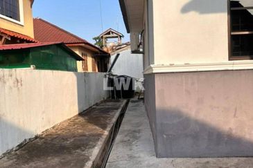 Tanjung Mas, Pengkalan Chepa, Kelantan 1 Storey Bungalow For Sale FULLY FURNISHED