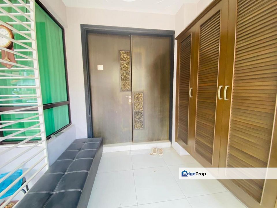Bukit Impiana, Country Heights, Kajang 2.5 Storey Semi D For Sale RENOVATED, Selangor, Country Heights