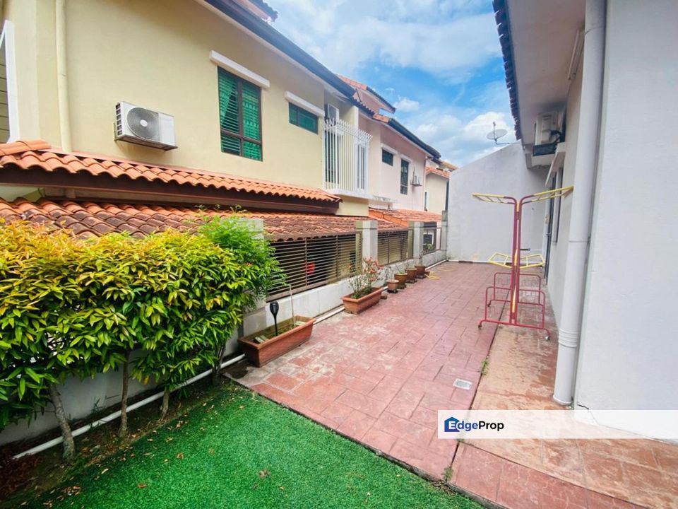 Bukit Impiana, Country Heights, Kajang 2.5 Storey Semi D For Sale RENOVATED, Selangor, Country Heights