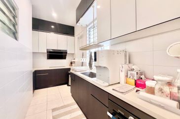 Parkfield Residences, Tropicana Heights