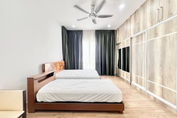 Parkfield Residences, Tropicana Heights