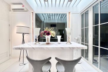 Parkfield Residences, Tropicana Heights