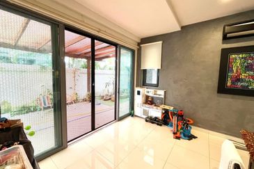 Bangi Lakehill Villas