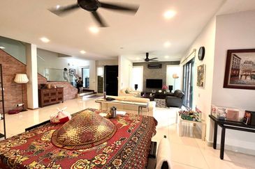 Bangi Lakehill Villas