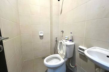 Bangi Lakehill Villas