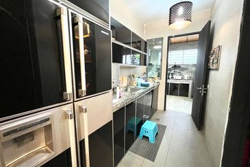 Bangi Lakehill Villas