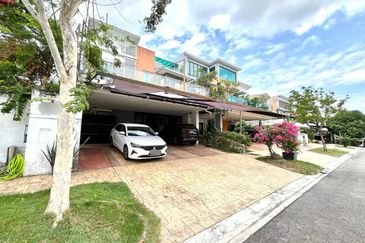Bangi Lakehill Villas