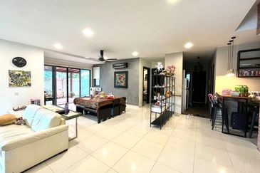 Bangi Lakehill Villas