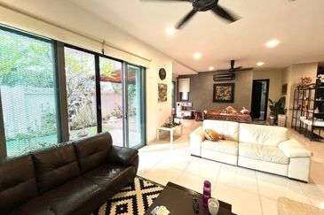 Bangi Lakehill Villas