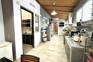 Bangi Lakehill Villas