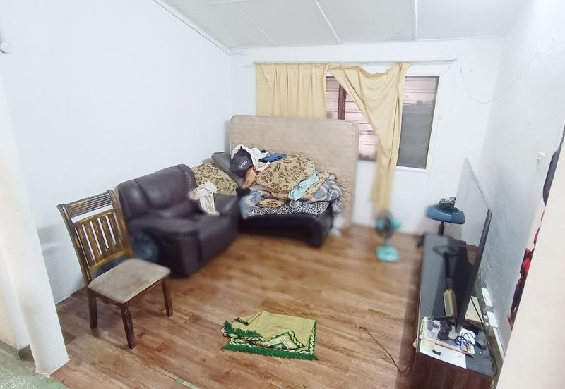 AU 1 (Datuk Keramat)