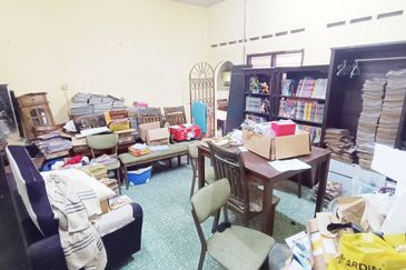 AU 1 (Datuk Keramat)