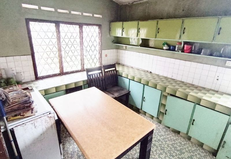 AU 1 (Datuk Keramat)