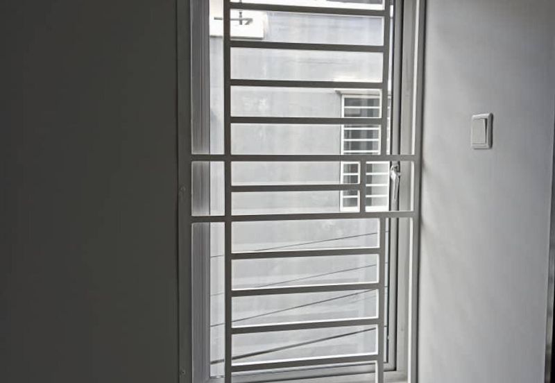 Taman Ruby, Dengkil, Selangor 2 Storey Terrace For Sale GOOD CONDITION