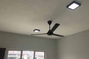 Taman Ruby, Dengkil, Selangor 2 Storey Terrace For Sale GOOD CONDITION