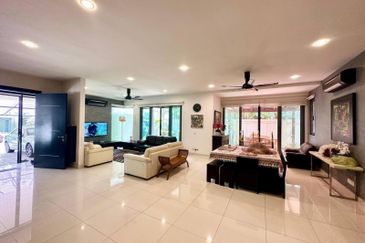 Bangi Lakehill Villas