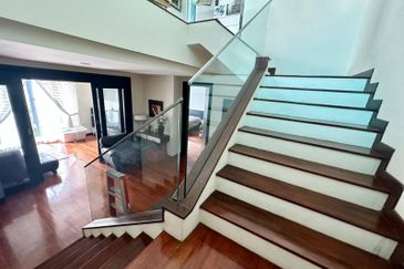 Bangi Lakehill Villas