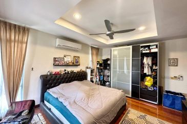 Bangi Lakehill Villas