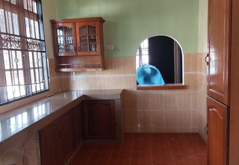 Taman Pantai Sepang Putra, Bagan Lalang 1 Sty Bungalow For Sale BELOW MARKET